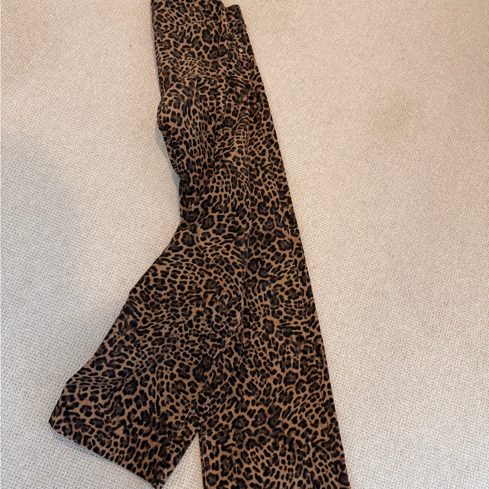 NWOT GAP Leopard Print Corduroy Pants